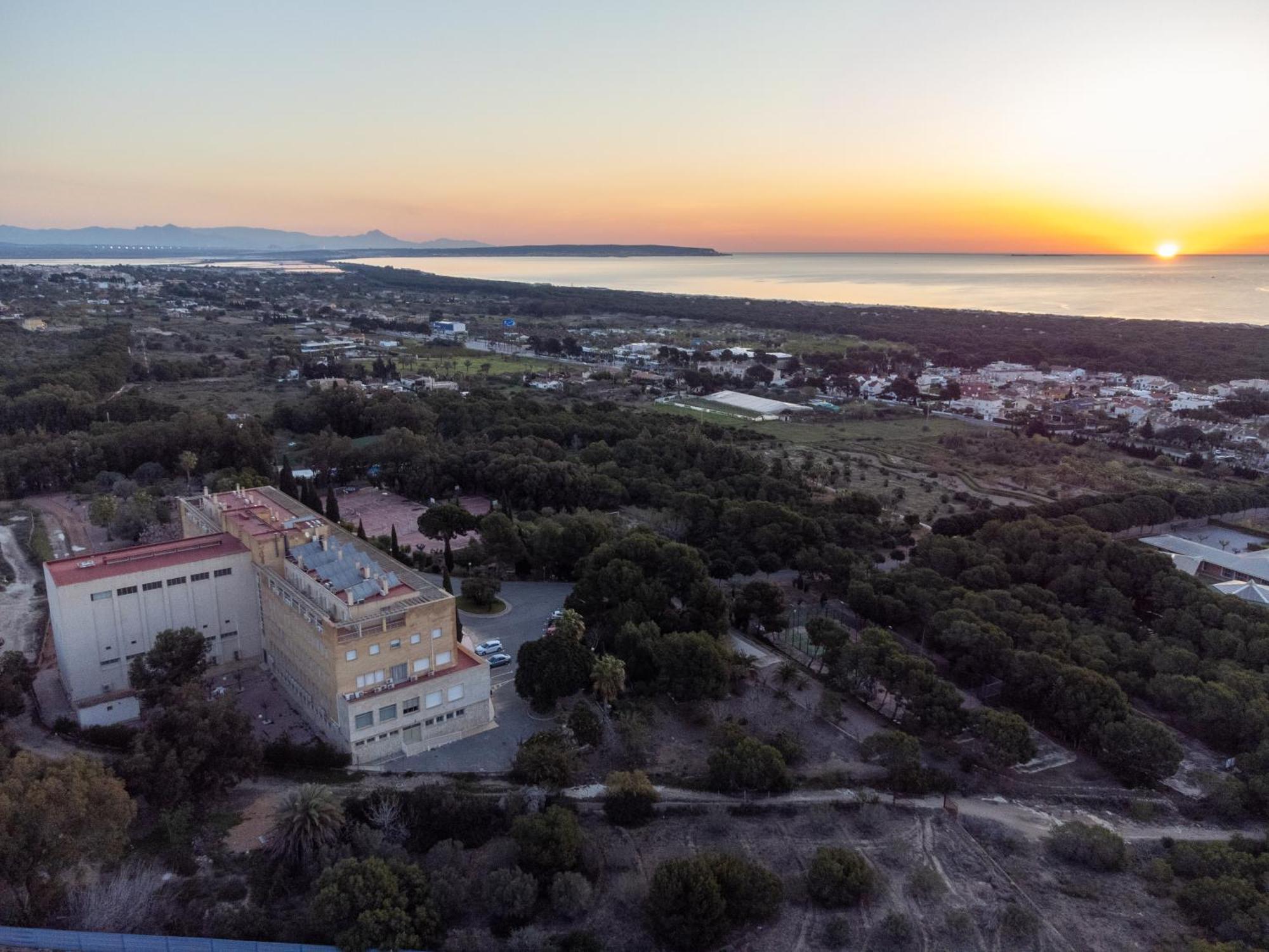 Costablanca Explore Hostel Sports & Events La Mariña Kültér fotó